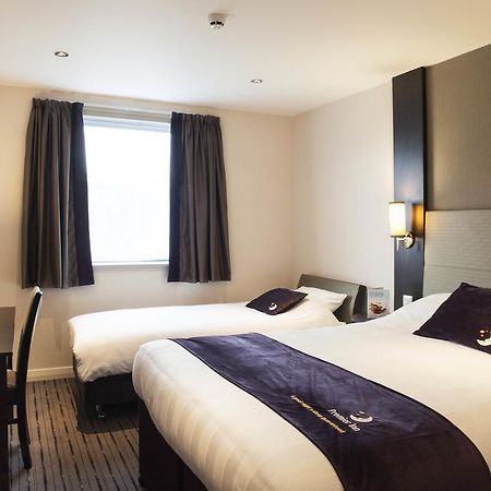 Premier Inn Basildon East Mayne Eksteriør billede