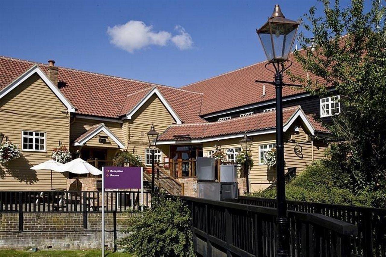 Premier Inn Basildon East Mayne Eksteriør billede